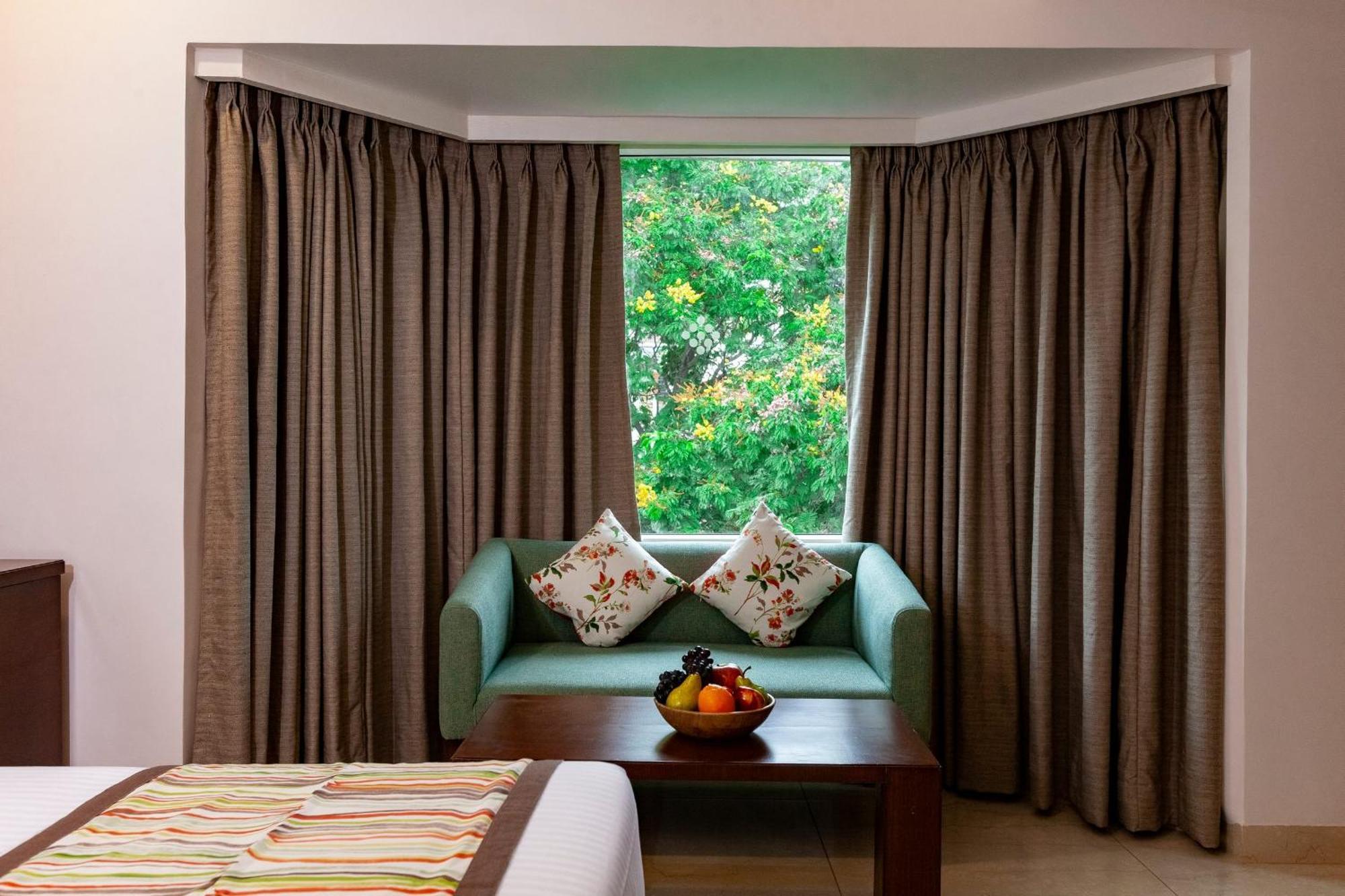 Mango Suites Viera Hyderabad Exterior foto
