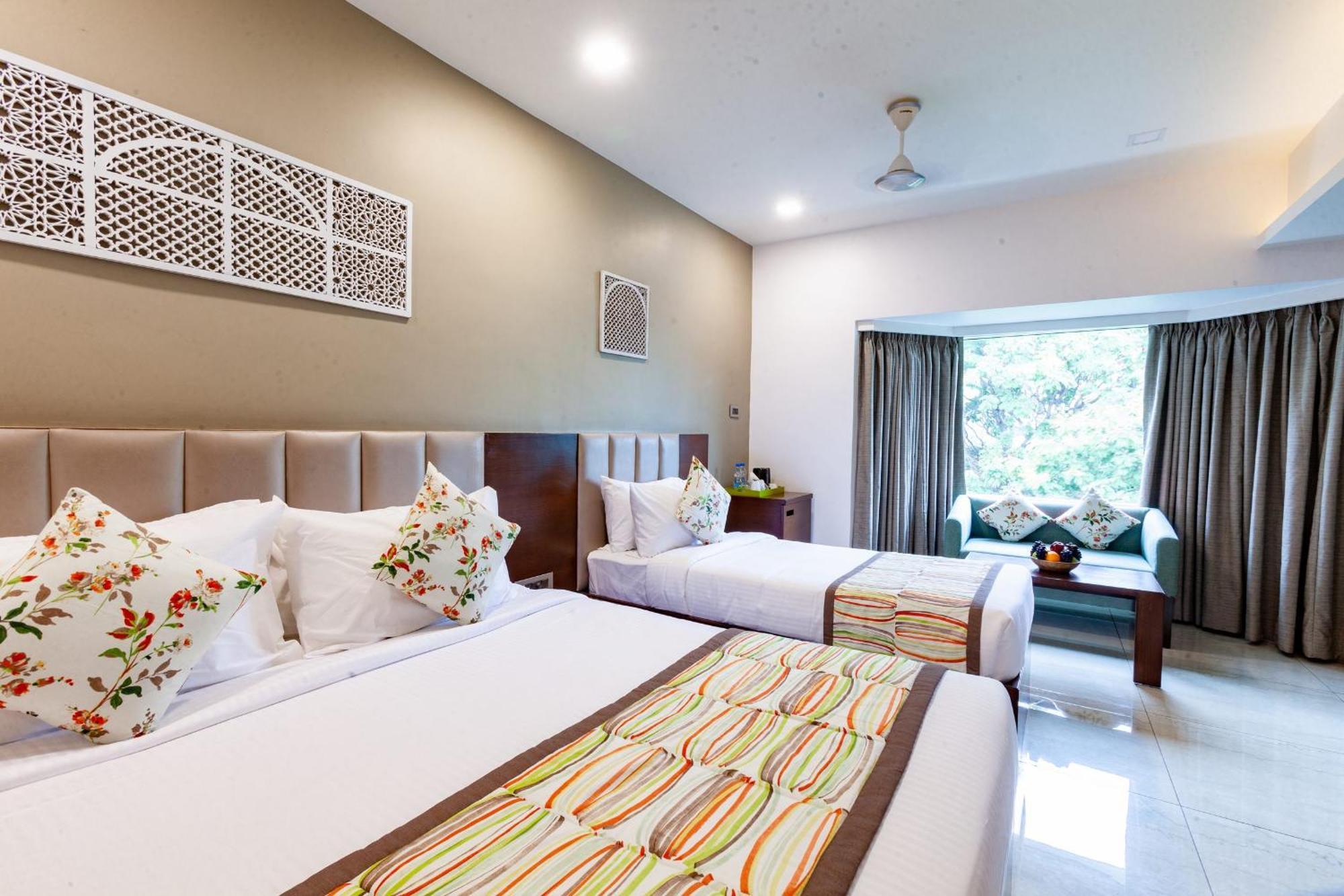 Mango Suites Viera Hyderabad Exterior foto